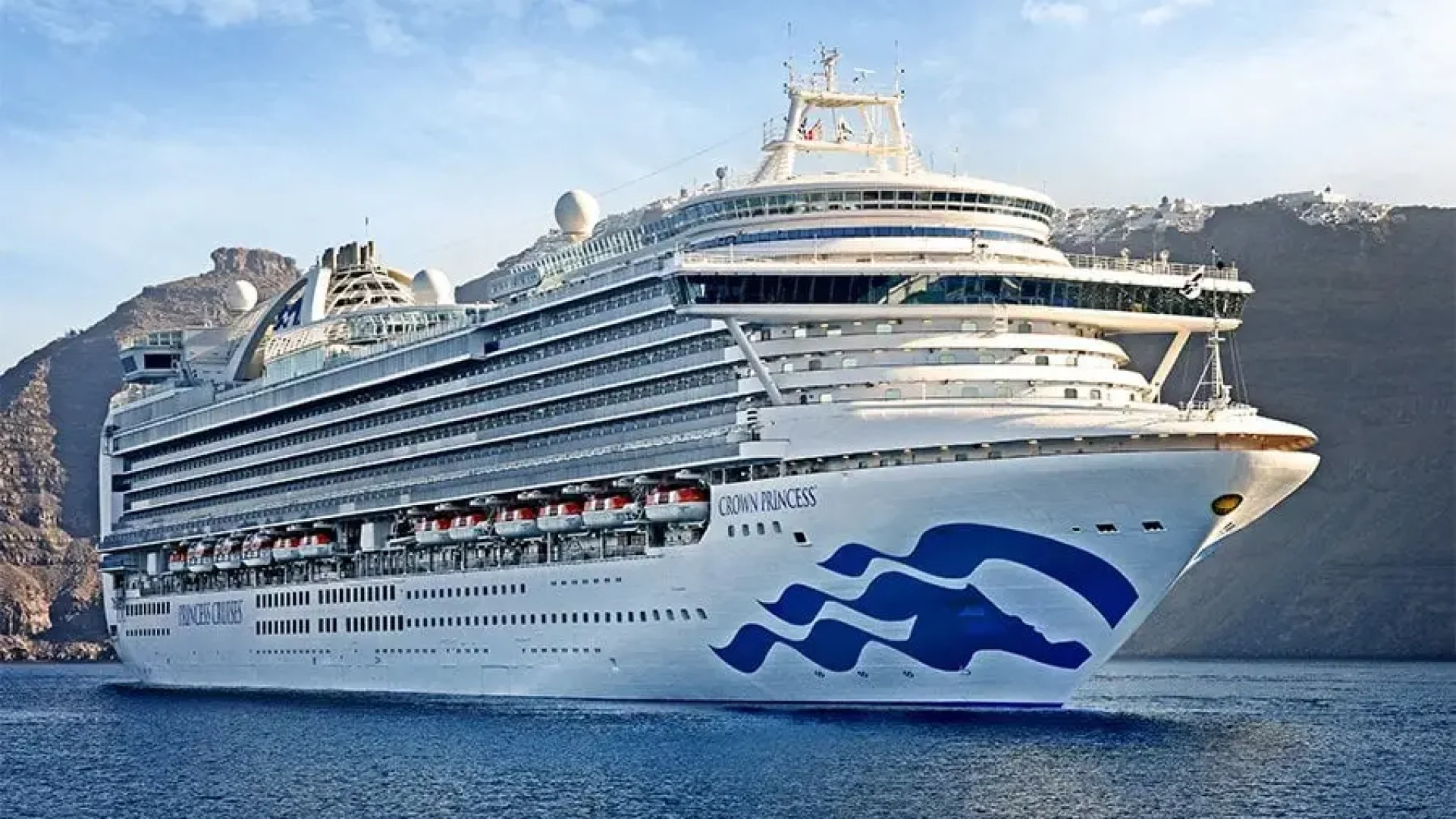 princess-cruises-crown-princess-exterior